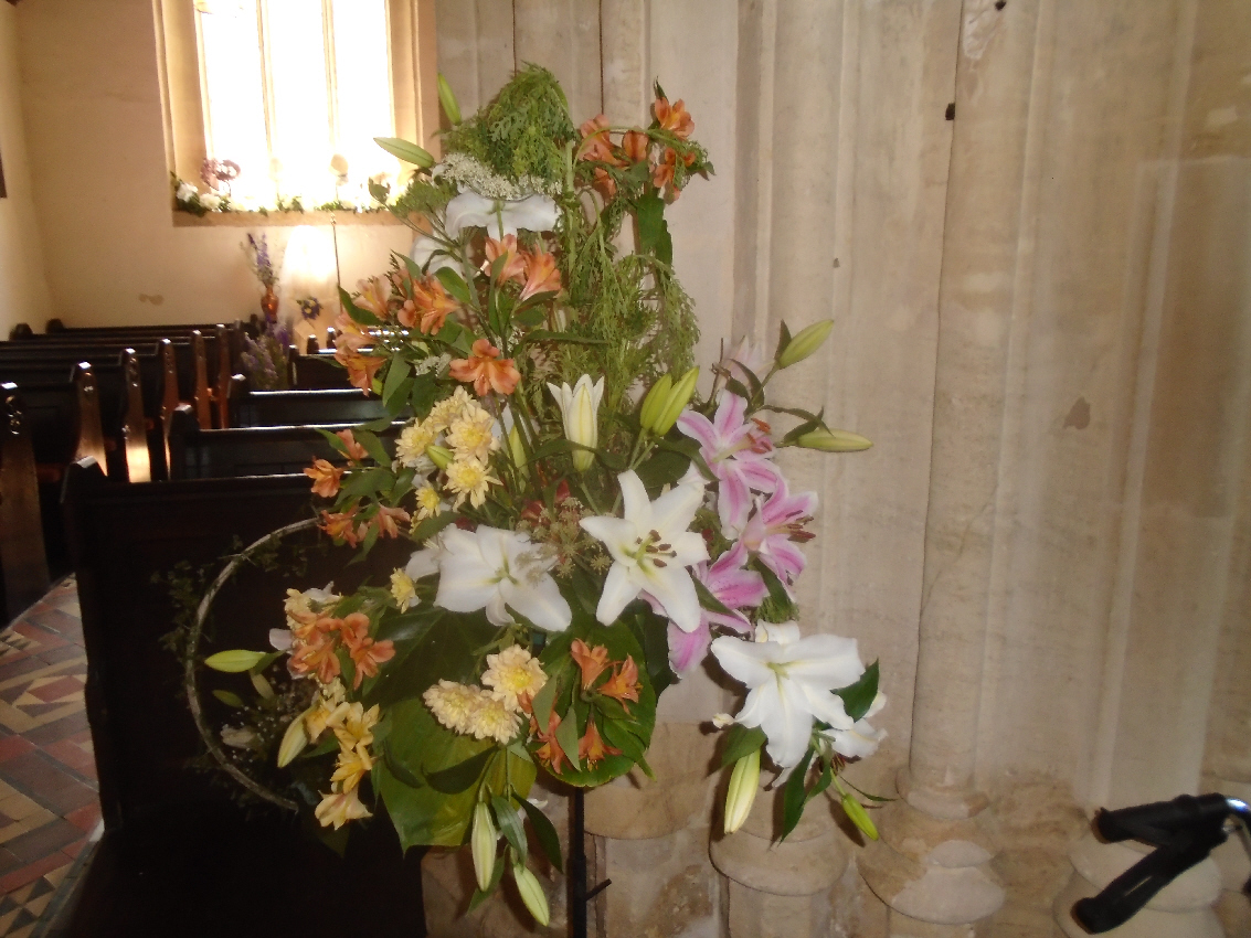 Patronal Flowers in Willersey Church June 2019