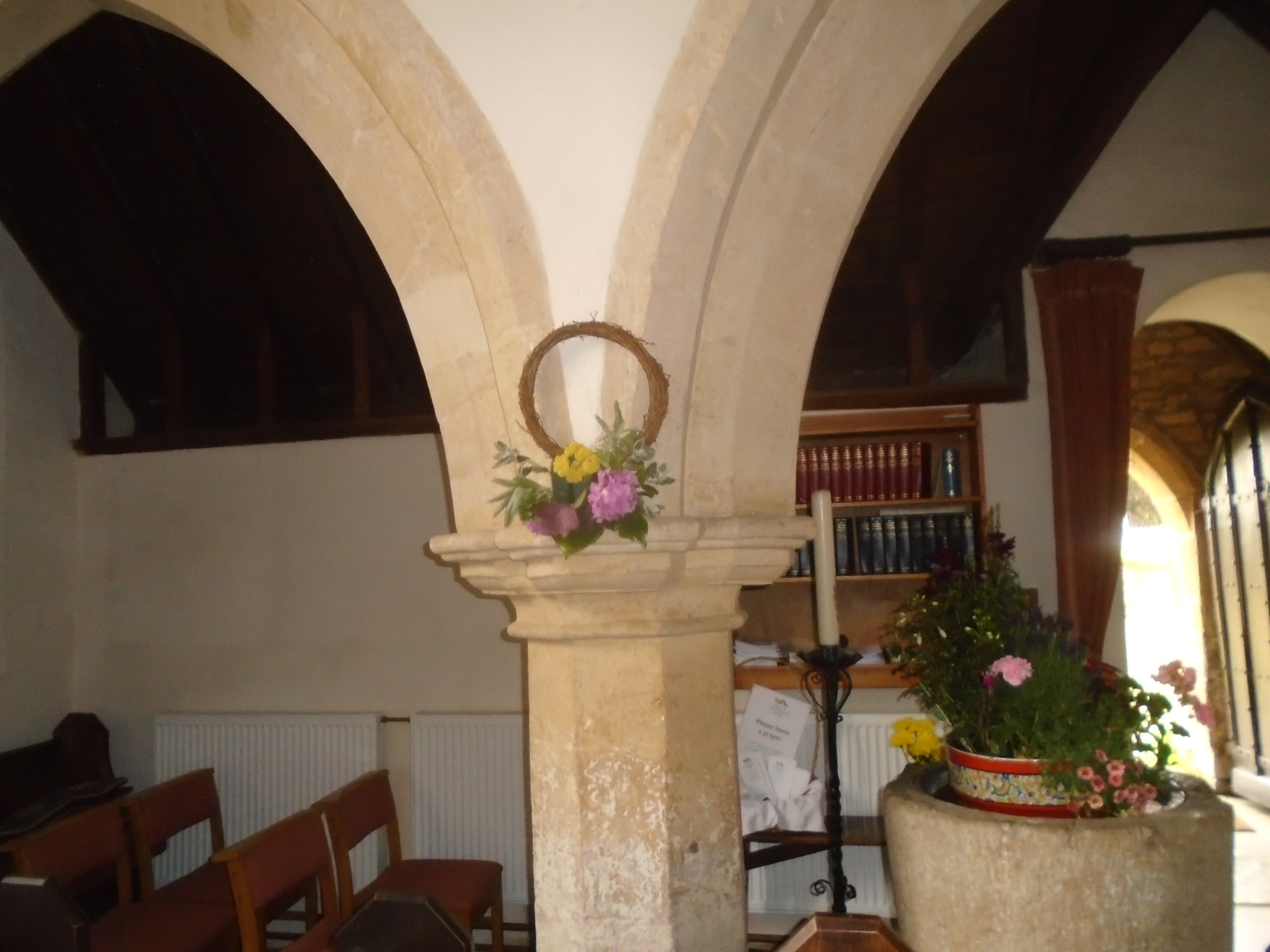 Patronal Flowers in Willersey Church June 2025 03
